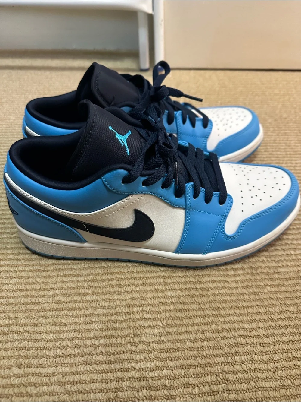 Jordan1  Low-Top Sneakers in White & Light Blue